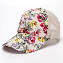 Load image into Gallery viewer, Small floral cloth peony cloth baseball cap cap duck bill hat
