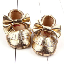 Load image into Gallery viewer, Baby Shoes Metal Color Bowknot Crib Bowknot Shoes
